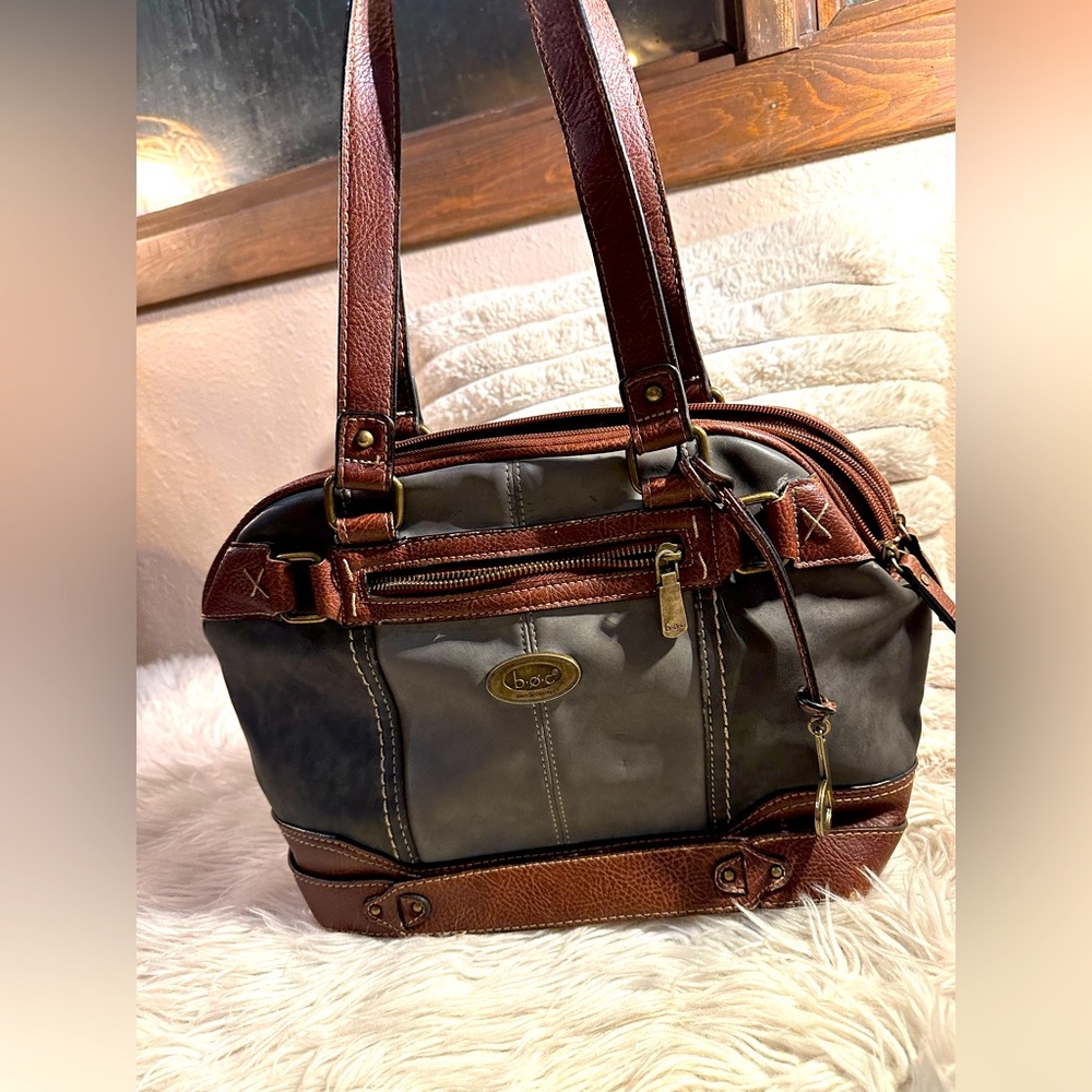 bOC medium size tote EUC